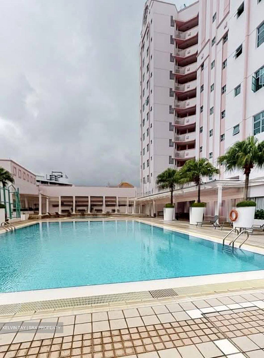 West Coast Road (D5), Apartment #584969571